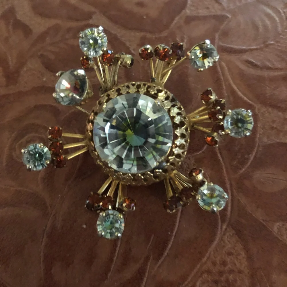 Vendome Rhinestone Encrusted Vintage Pin